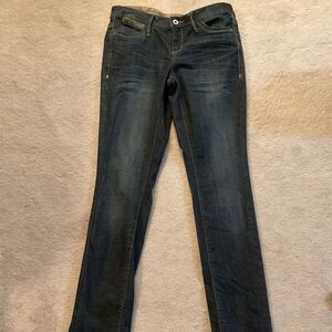 Size 6 women’s jeans straight leg low rise